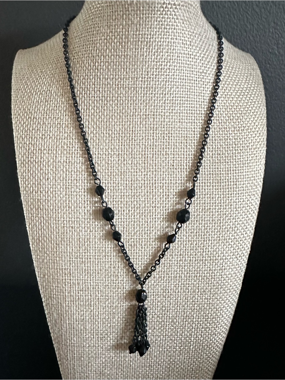 Women's Necklace Black Beaded tassel NEW